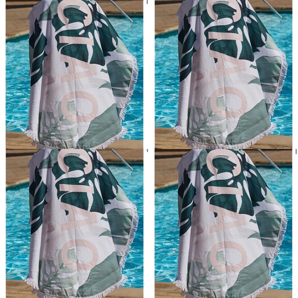 Virginia Wolf Ciao Word Towel - Picture 1 of 1